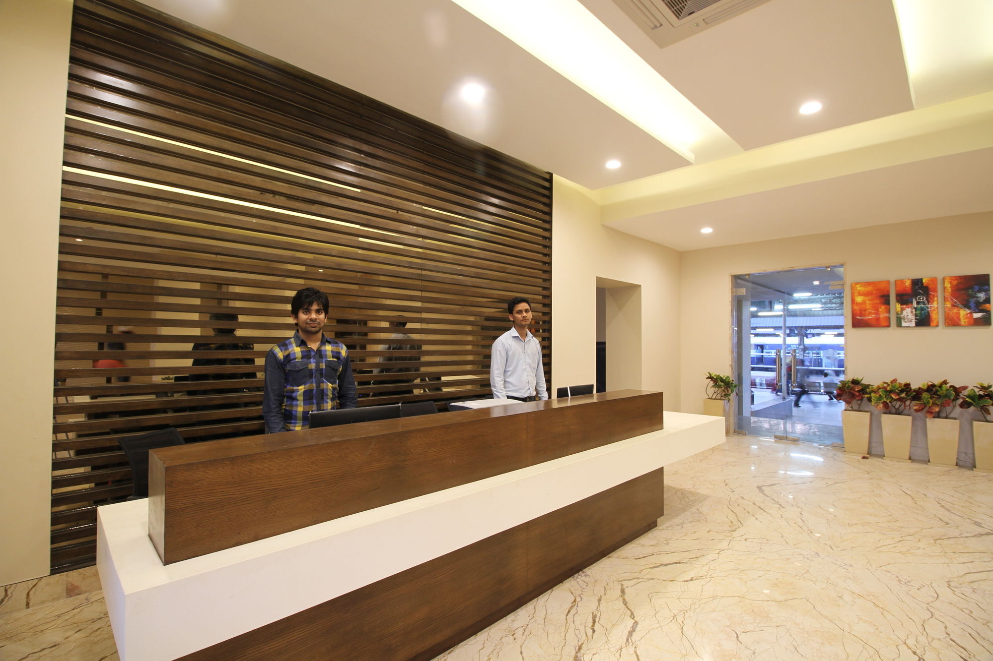 Hotel Le Roi Raipur At Raipur Railway Station Экстерьер фото