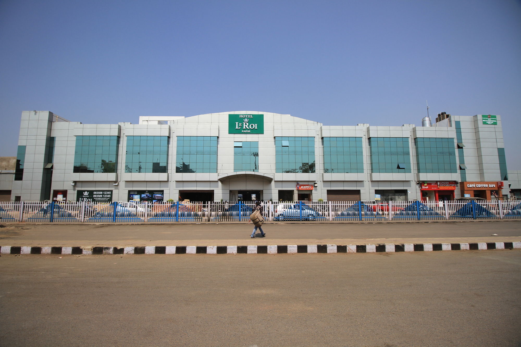 Hotel Le Roi Raipur At Raipur Railway Station Экстерьер фото